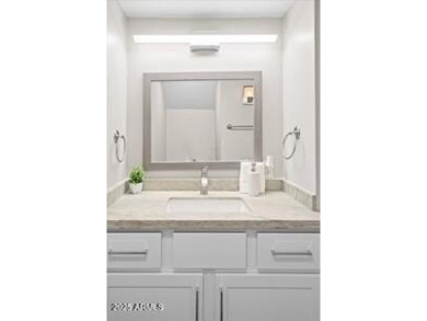 Stunningly Updated Scottsdale Townhouse - Prime Location!

 on The Phoenician  in Arizona - for sale on GolfHomes.com, golf home, golf lot