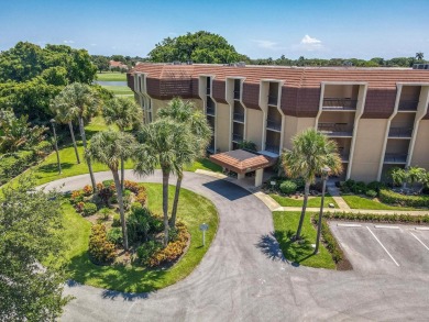 Welcome to the fabulous & updated 2-bedroom, 2-bath condo in the on BallenIsles Golf and Country Club in Florida - for sale on GolfHomes.com, golf home, golf lot