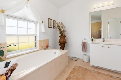 TURNKEY FURNISHED POOL HOME IN ROTONDA WEST! 3 bed, 2.5 bath, 3 on Rotonda Golf and Country Club - Long Marsh  in Florida - for sale on GolfHomes.com, golf home, golf lot