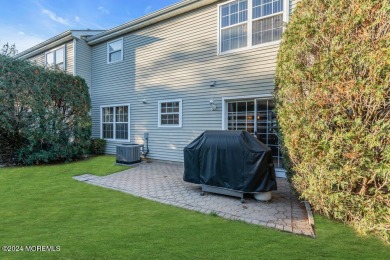 Welcome to this stunning 2-story townhouse in the highly on Raintree Golf Course in New Jersey - for sale on GolfHomes.com, golf home, golf lot