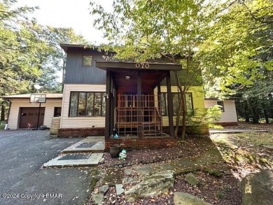 Golf Course Home at its best. Totally rehabbed throughout. The on Pocono Farms Country Club in Pennsylvania - for sale on GolfHomes.com, golf home, golf lot