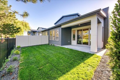 Open Saturday 12-3 pm! Discover this single-level townhome by on Boise Ranch Golf Course, Inc. in Idaho - for sale on GolfHomes.com, golf home, golf lot