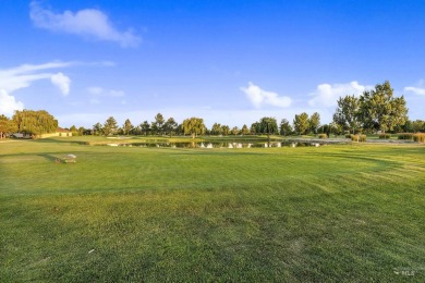 Open Saturday 12-3 pm! Discover this single-level townhome by on Boise Ranch Golf Course, Inc. in Idaho - for sale on GolfHomes.com, golf home, golf lot