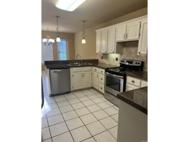 3 Bed, 2 full bath, 3 Car garage in Foxwood Subdivision. Home on Foxwood Golf Club in Arkansas - for sale on GolfHomes.com, golf home, golf lot