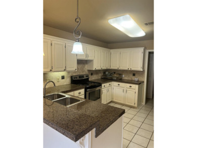 3 Bed, 2 full bath, 3 Car garage in Foxwood Subdivision. Home on Foxwood Golf Club in Arkansas - for sale on GolfHomes.com, golf home, golf lot
