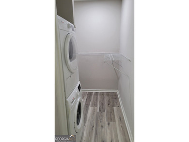 Welcome to easy, low-maintenance living in the highly desirable on Cross Creek Golf Course in Georgia - for sale on GolfHomes.com, golf home, golf lot