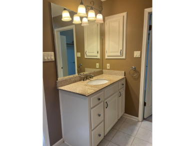 3 Bed, 2 full bath, 3 Car garage in Foxwood Subdivision. Home on Foxwood Golf Club in Arkansas - for sale on GolfHomes.com, golf home, golf lot