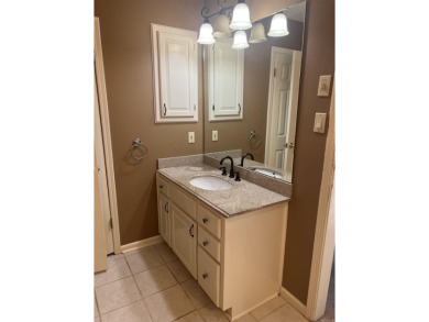 3 Bed, 2 full bath, 3 Car garage in Foxwood Subdivision. Home on Foxwood Golf Club in Arkansas - for sale on GolfHomes.com, golf home, golf lot
