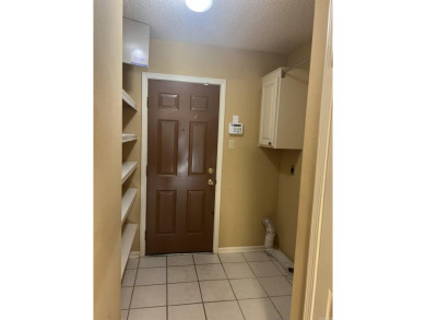 3 Bed, 2 full bath, 3 Car garage in Foxwood Subdivision. Home on Foxwood Golf Club in Arkansas - for sale on GolfHomes.com, golf home, golf lot