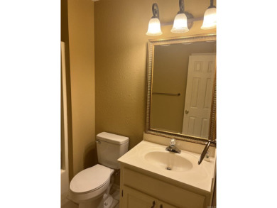 3 Bed, 2 full bath, 3 Car garage in Foxwood Subdivision. Home on Foxwood Golf Club in Arkansas - for sale on GolfHomes.com, golf home, golf lot