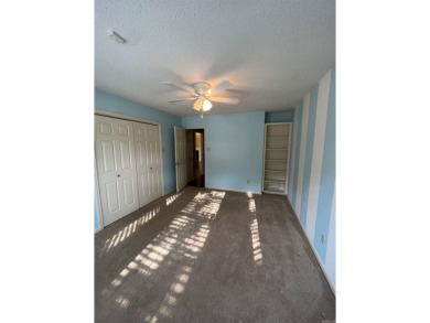 3 Bed, 2 full bath, 3 Car garage in Foxwood Subdivision. Home on Foxwood Golf Club in Arkansas - for sale on GolfHomes.com, golf home, golf lot