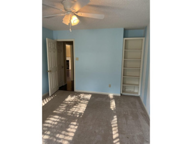 3 Bed, 2 full bath, 3 Car garage in Foxwood Subdivision. Home on Foxwood Golf Club in Arkansas - for sale on GolfHomes.com, golf home, golf lot
