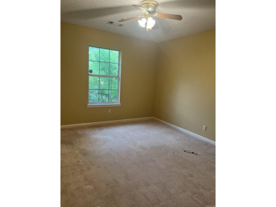 3 Bed, 2 full bath, 3 Car garage in Foxwood Subdivision. Home on Foxwood Golf Club in Arkansas - for sale on GolfHomes.com, golf home, golf lot