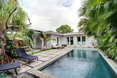 GREAT REMODELED SIMPLE HOME WITH WONDERFULL HEATED POOL, THIS on Hollywood Beach Golf and Country Club in Florida - for sale on GolfHomes.com, golf home, golf lot