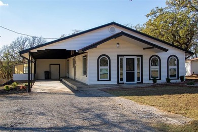 Beautifully remodeled 2 BR, 2.5 BA home on approx. 0.5 acre in on Nocona Hills Golf Course in Texas - for sale on GolfHomes.com, golf home, golf lot