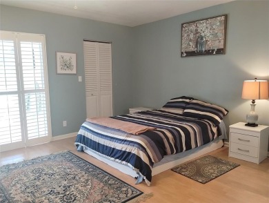 INVITING  2/2 DECORATED IN NEUTRAL SOFT COLORS, SO WELCOMING! on Wynmoor Golf Course in Florida - for sale on GolfHomes.com, golf home, golf lot