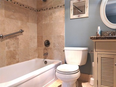 INVITING  2/2 DECORATED IN NEUTRAL SOFT COLORS, SO WELCOMING! on Wynmoor Golf Course in Florida - for sale on GolfHomes.com, golf home, golf lot