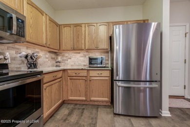 Cool vibe in this bright, open, tastefully appointed 3 BR/3 Bath on Eagle Rock Golf and Ski Resort in Pennsylvania - for sale on GolfHomes.com, golf home, golf lot