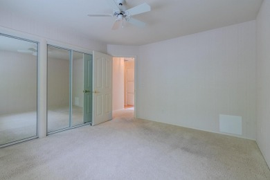Beautifully maintained single level home in the Oak Knoll Golf on Oak Knoll Golf Course in Oregon - for sale on GolfHomes.com, golf home, golf lot