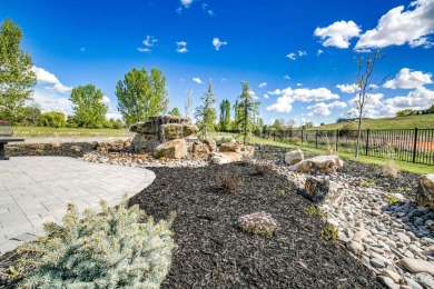 Low maintenance single level townhome on the golf course with on Boise Ranch Golf Course, Inc. in Idaho - for sale on GolfHomes.com, golf home, golf lot