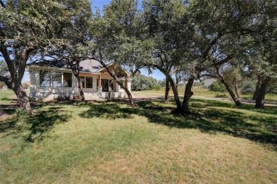 This breathtaking 3-bedroom, 2-bathroom, 2,036 sq ft custom home on Vaaler Creek Golf Club in Texas - for sale on GolfHomes.com, golf home, golf lot