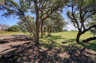 This breathtaking 3-bedroom, 2-bathroom, 2,036 sq ft custom home on Vaaler Creek Golf Club in Texas - for sale on GolfHomes.com, golf home, golf lot