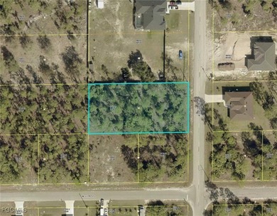Nice vacant lot off Williams Ave close to Lee Blvd minutes from on Lehigh Resort Club in Florida - for sale on GolfHomes.com, golf home, golf lot