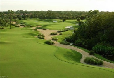 Beautifully updated home in Kensington Golf & Country Club. It on Kensington Golf and Country Club in Florida - for sale on GolfHomes.com, golf home, golf lot