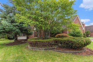 Move-in ready with immediate occupancy! This beautiful colonial on Pheasant Run Golf Club in Michigan - for sale on GolfHomes.com, golf home, golf lot