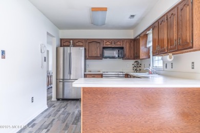 Pride of Ownership!

This desirable Westham model offers 2 on Greenbriar Woodlands in New Jersey - for sale on GolfHomes.com, golf home, golf lot
