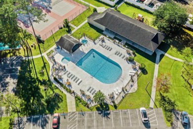 Fantastic Move-In Ready Home in The Gardens @ Heron Point - on Heron Point Golf Club in South Carolina - for sale on GolfHomes.com, golf home, golf lot