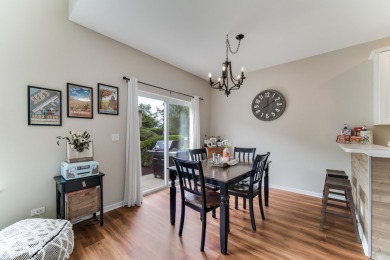 Beautiful two story town home with 2 spacious bedrooms, 2.5 on Broken Arrow Golf Club in Illinois - for sale on GolfHomes.com, golf home, golf lot