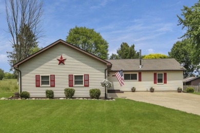 Welcome to this beautifully maintained 3-bedroom, 2-bath on Apple Valley Golf Course in Ohio - for sale on GolfHomes.com, golf home, golf lot