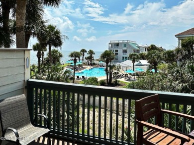 Welcome to paradise! This fully renovated 2 bedroom, 2.5 bath on Ocean Point Golf Links in South Carolina - for sale on GolfHomes.com, golf home, golf lot