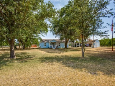SELLER IS OFFERING $10,000 IN CONCESSIONS. Use it to put toward on Indian Oaks Golf Club in Texas - for sale on GolfHomes.com, golf home, golf lot