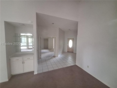 Come see this Callawassie Island Club Cottage, perfect for a on Callawassie Island Club in South Carolina - for sale on GolfHomes.com, golf home, golf lot