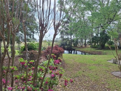 Come see this Callawassie Island Club Cottage, perfect for a on Callawassie Island Club in South Carolina - for sale on GolfHomes.com, golf home, golf lot