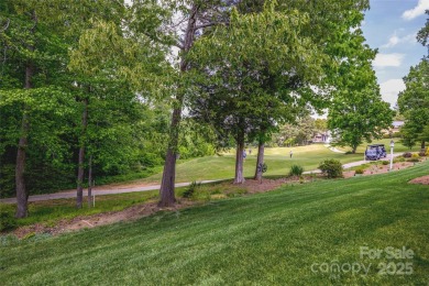 Upscale Golf Course Living with Gorgeous Views! 
Step inside to on Verdict Ridge Golf and Country Club in North Carolina - for sale on GolfHomes.com, golf home, golf lot