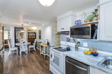 New Listing in High Point - 55+ Community with Fantastic on High Point Golf Club, Inc. in Florida - for sale on GolfHomes.com, golf home, golf lot