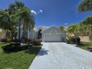Here's a Great Opportunity to own a HOME in this amazing on Aberdeen Golf and Country Club in Florida - for sale on GolfHomes.com, golf home, golf lot
