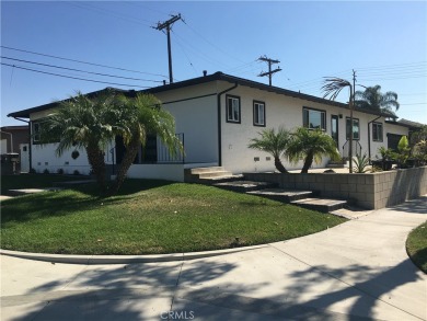 This 3 bd, 2 ba mid-century ranch home is located on a on El Dorado Park Golf Course in California - for sale on GolfHomes.com, golf home, golf lot
