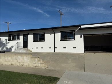 This 3 bd, 2 ba mid-century ranch home is located on a on El Dorado Park Golf Course in California - for sale on GolfHomes.com, golf home, golf lot