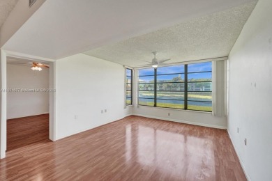 Spacious and maintained 2 bedroom, 2 bathroom Whitehall condo in on Pine Island Ridge Country Club in Florida - for sale on GolfHomes.com, golf home, golf lot