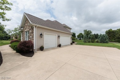 Welcome to this exquisite Colonial located in Medina's on Fox Meadow Country Club in Ohio - for sale on GolfHomes.com, golf home, golf lot