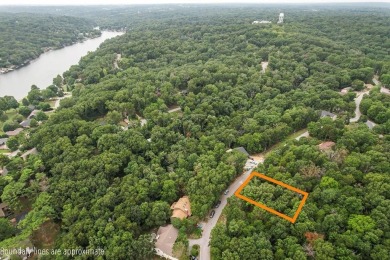 Build your dream home on this Bella Vista lot with a gentle on Bella Vista Country Club - Berksdale in Arkansas - for sale on GolfHomes.com, golf home, golf lot