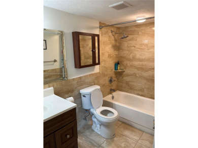 Large corner unit, fully updated and Move-in Ready in the on Inverrary Country Club in Florida - for sale on GolfHomes.com, golf home, golf lot