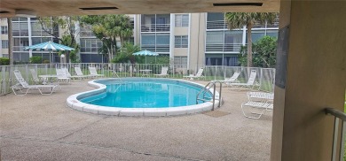 Large corner unit, fully updated and Move-in Ready in the on Inverrary Country Club in Florida - for sale on GolfHomes.com, golf home, golf lot