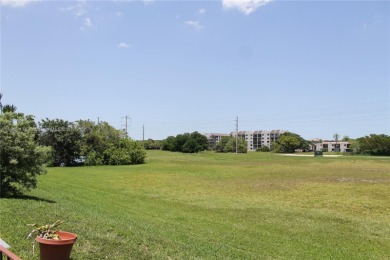 Bring your buyers! This townhouse offers incredible potential on  in Florida - for sale on GolfHomes.com, golf home, golf lot