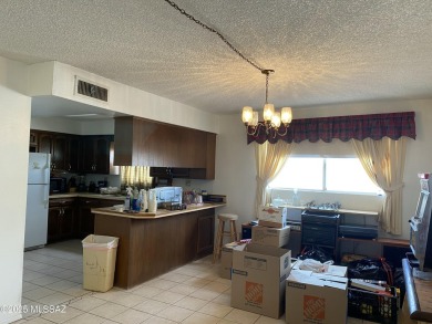 Fixer-Upper Investment Opportunity-3 bed 2-bath with a private on Rolling Hills Golf Course in Arizona - for sale on GolfHomes.com, golf home, golf lot