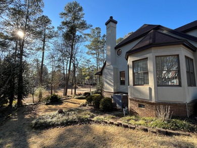 GOLF PROPERTY - GATED COMMUNITY! Comfortable, casual patio home on Woodside Plantation Country Club in South Carolina - for sale on GolfHomes.com, golf home, golf lot